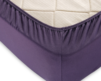 Трикотажная простынь на резинке баклажан